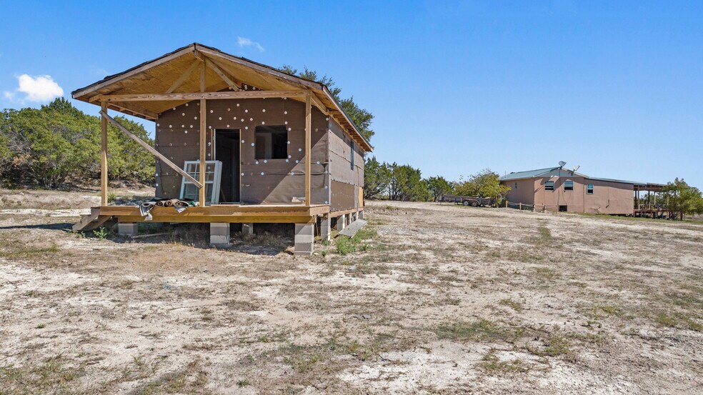 More Photos Of 8662 US 281 hwy, Blanco Land For Sale