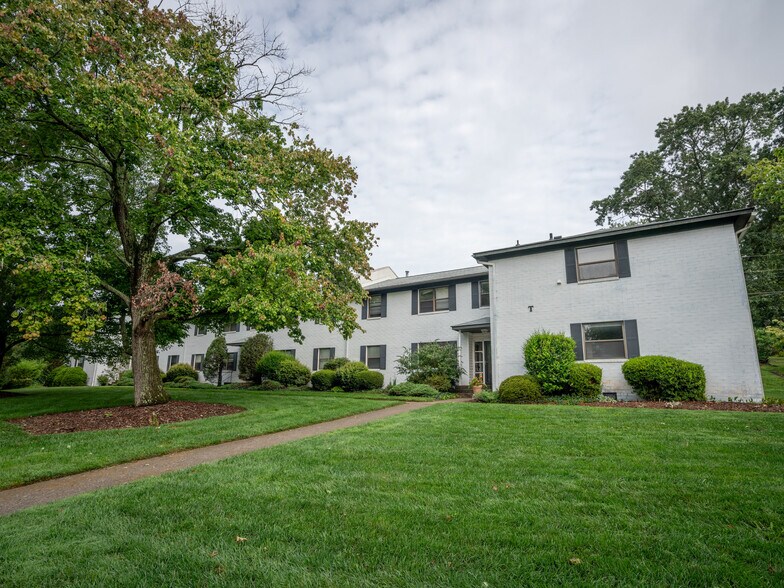 More Photos Of 615 Biltmore Ave, Asheville Apartments For Sale