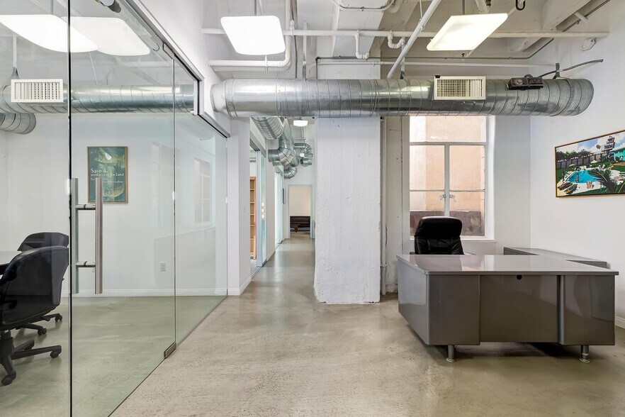 More Photos Of 6253 Hollywood Blvd, Los Angeles Loft Creative Space For Sale