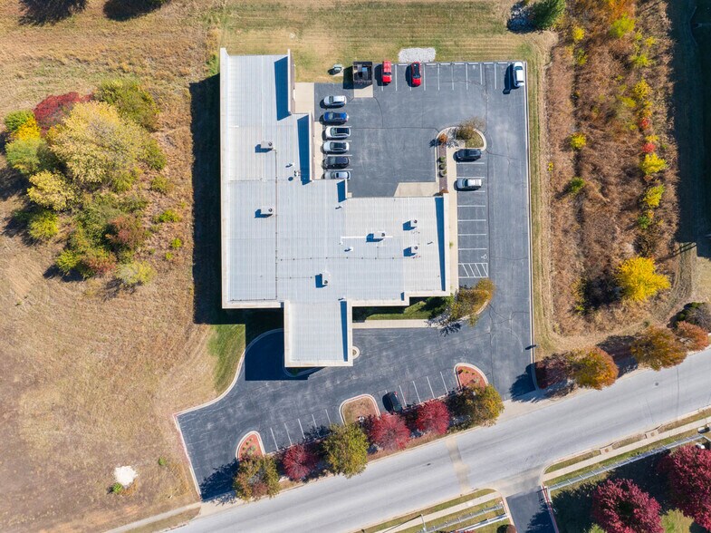 More Photos Of 3250 S Delaware Ave, Springfield Medical For Sale