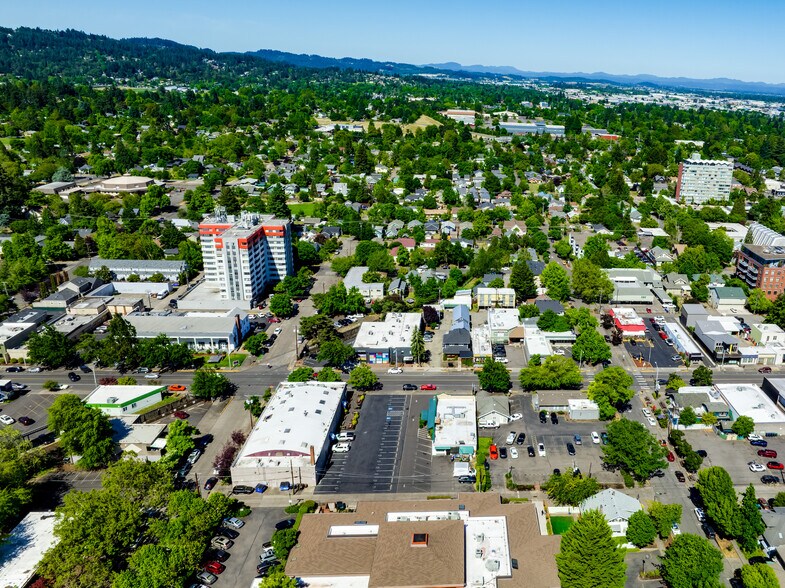 More Photos Of , Eugene Multifamily For Sale
