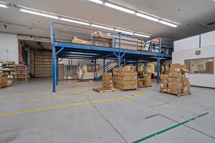 More Photos Of 4985 N 30th St, Colorado Springs Manufacturing For Sale