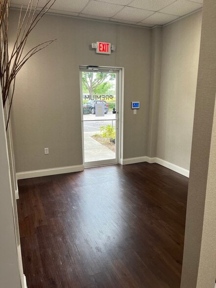More Photos Of 8803 Futures Dr, Orlando Storefront Retail Office For Sale