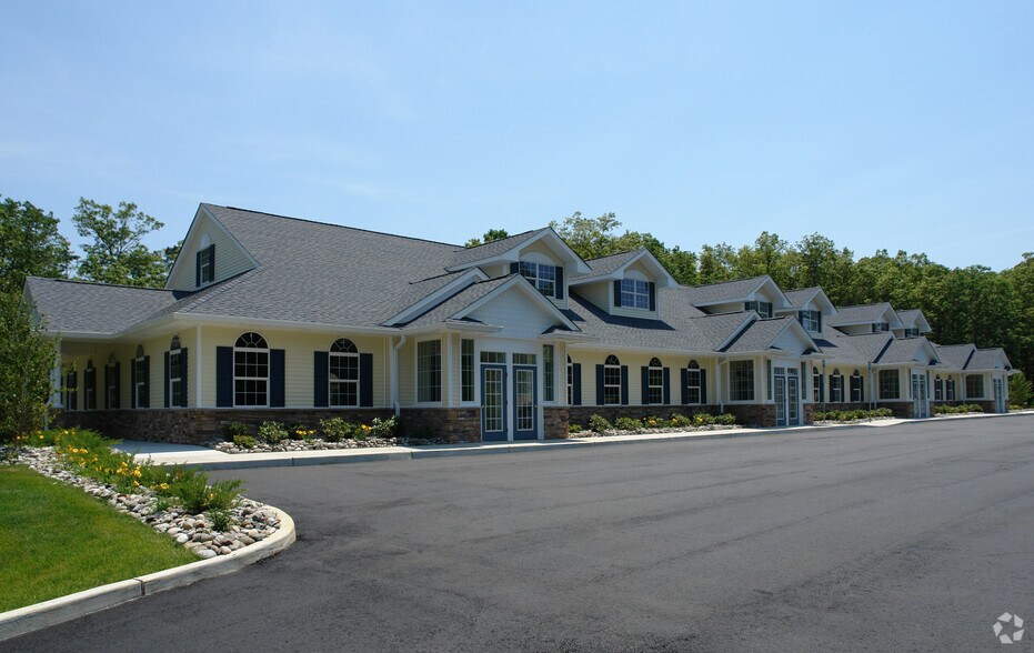 More Photos Of 236 E Jimmie Leeds Rd, Galloway Office For Sale