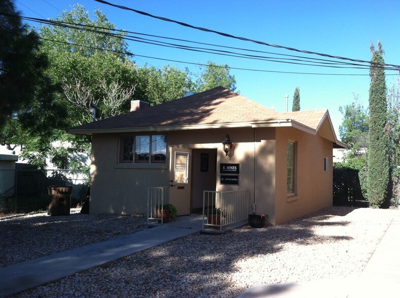 More Photos Of 125 1/2 W Mountain Ave, Las Cruces Office For Lease