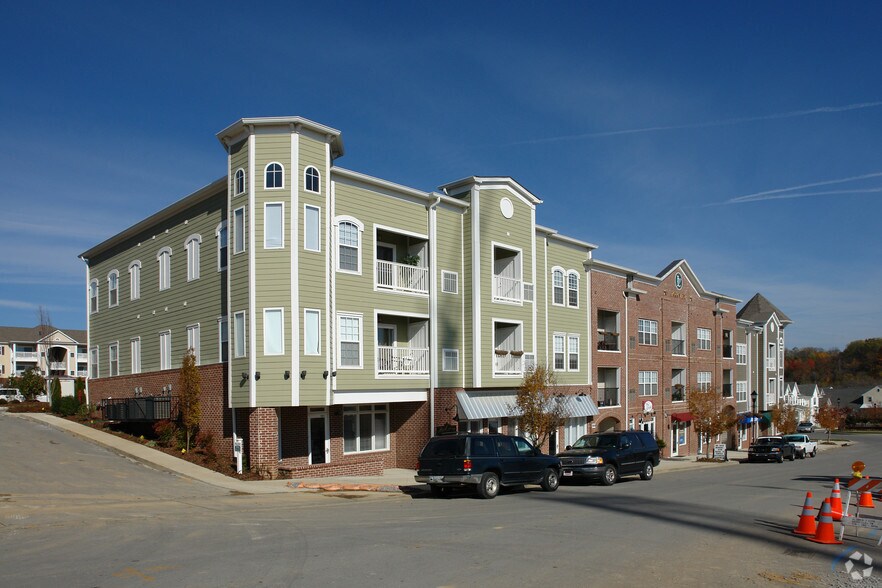 More Photos Of 7009 Lenox Village Dr, Nashville Apartments For Lease