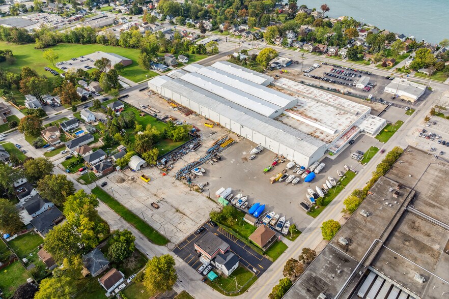 More Photos Of 111 St. Arnaud St, Amherstburg Industrial For Lease