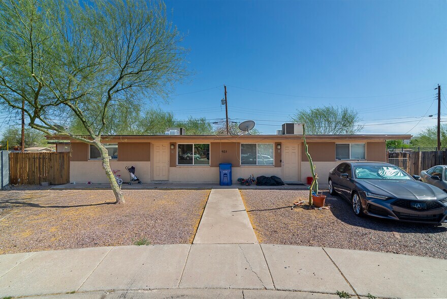 More Photos Of 920 S Kenwood Cir, Tempe Apartments For Sale