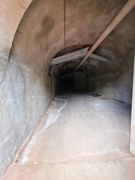 More Photos Of 94-990 Pakela St, Waipahu Land For Lease