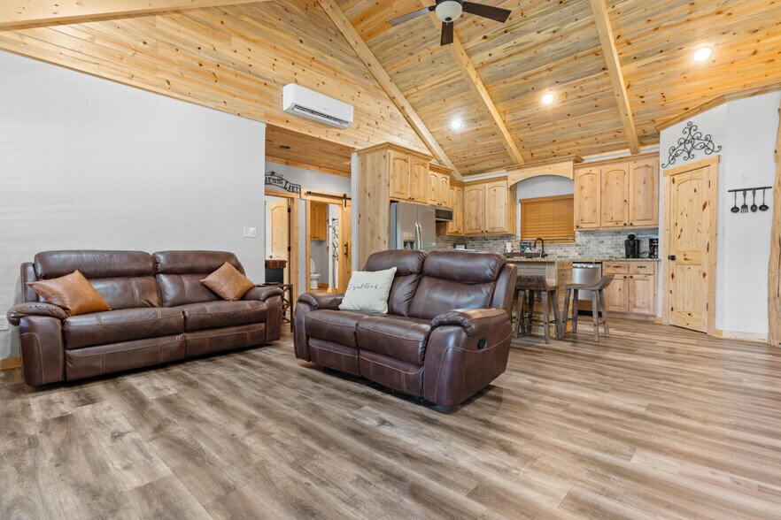 More Photos Of 7415 N State Line Rd, Karnack Trailer Camper Park For Sale