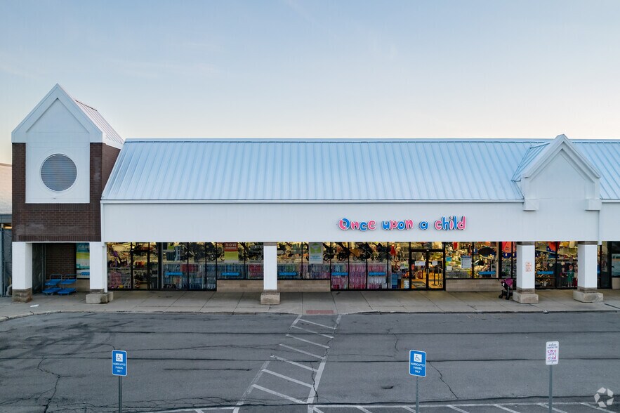 More Photos Of 5315-5329 Coldwater Rd, Fort Wayne Unknown For Lease