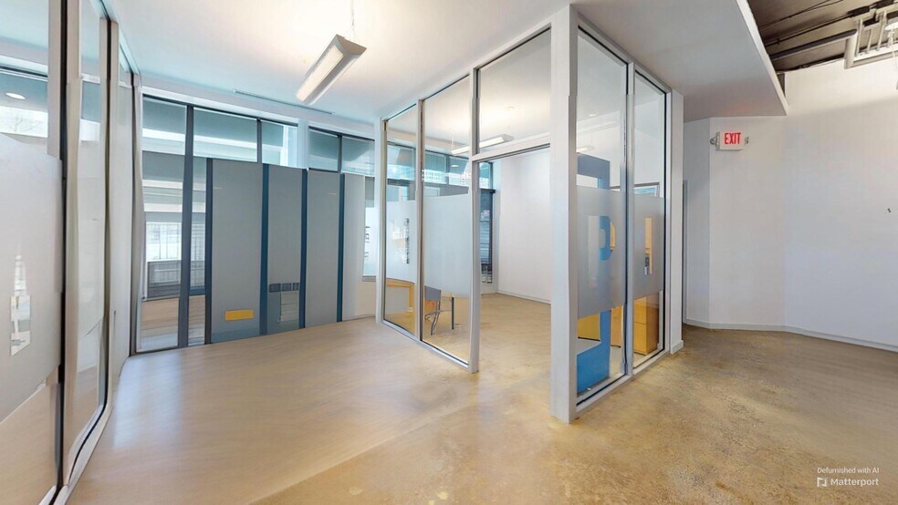 More Photos Of 201 W Morehead St, Charlotte Office For Lease