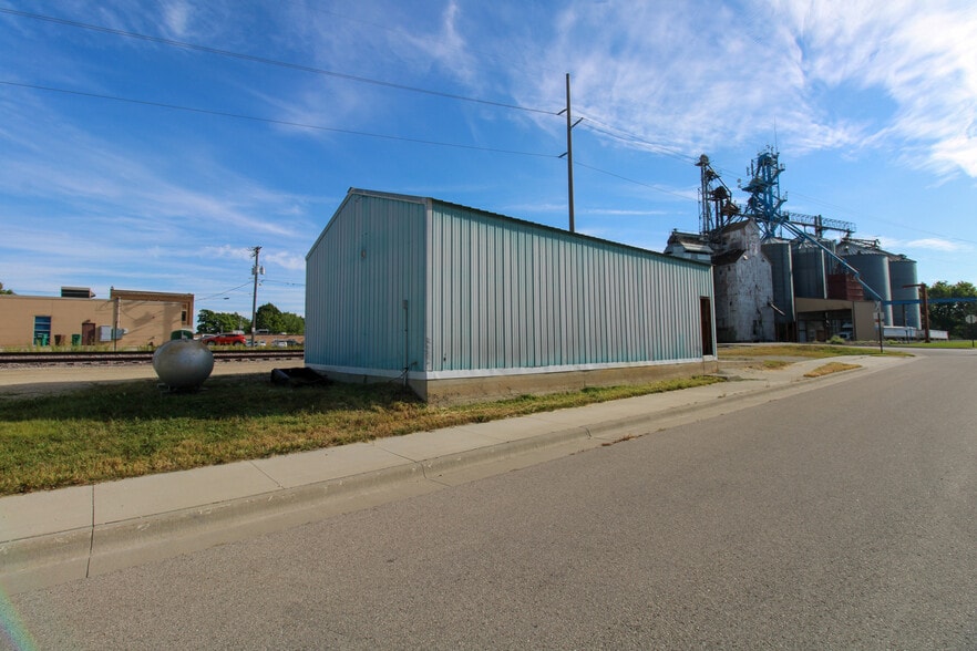 More Photos Of 14 1st SE st, Dodge Center Industrial For Sale