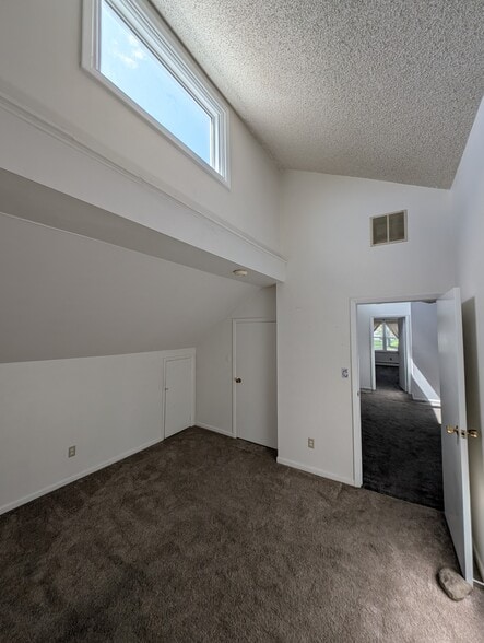 More Photos Of 1952 Kensington Ave, Buffalo Restaurant For Lease