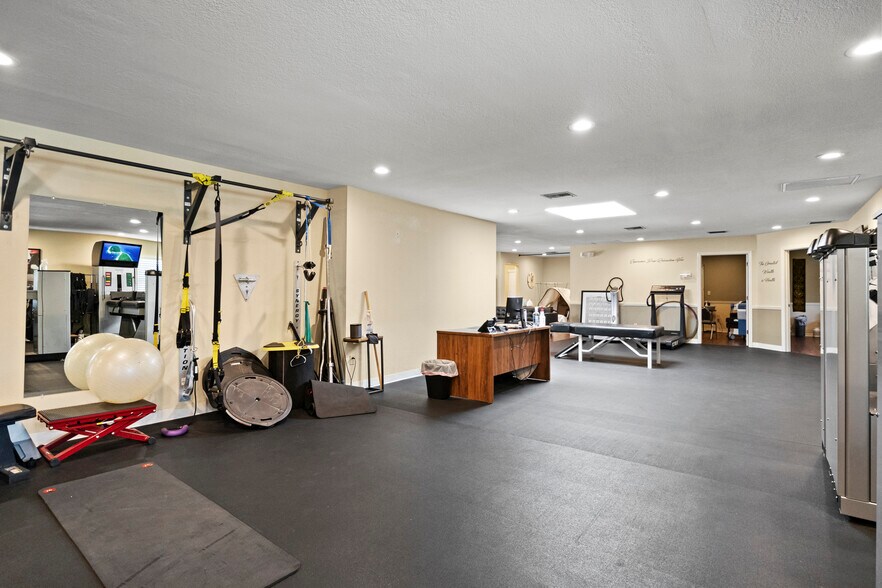 More Photos Of 1700 Dr. Martin Luther King, Jr. St N, Saint Petersburg Medical For Sale