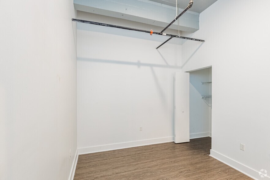More Photos Of 432-440 1st Ave, Pittsburgh Apartments For Lease