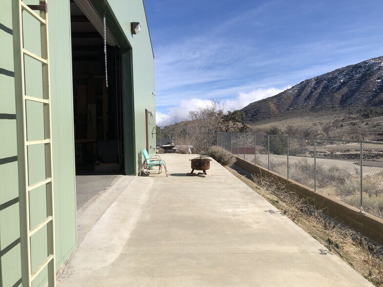 More Photos Of 3212 Mt Pinos Way, Frazier Park Light Manufacturing For Sale