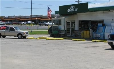 More Photos Of 3304 W 61st St S, Tulsa Convenience Store For Lease