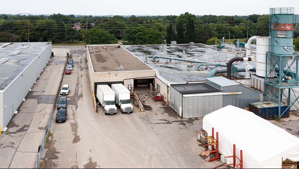 More Photos Of 278 Newkirk Rd, Richmond Hill Warehouse For Lease