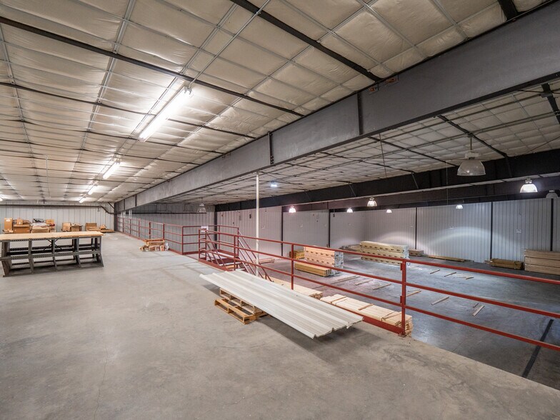 More Photos Of 5230 W State Highway 71, La Grange Refrigeration Cold Storage For Sale