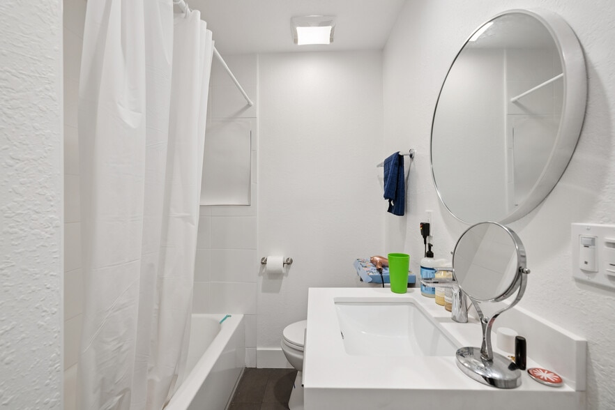 More Photos Of 250 Red Hill Ave, San Anselmo Apartments For Sale