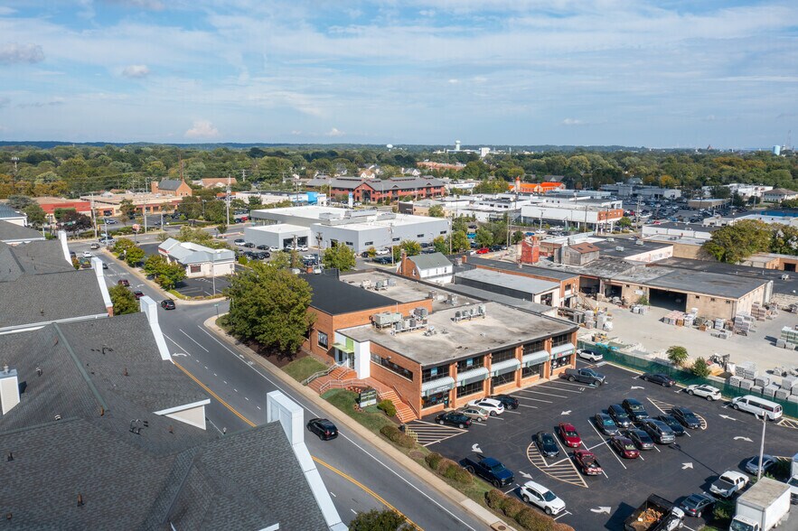 More Photos Of 111 Chinquapin Round Rd, Annapolis Flex For Lease