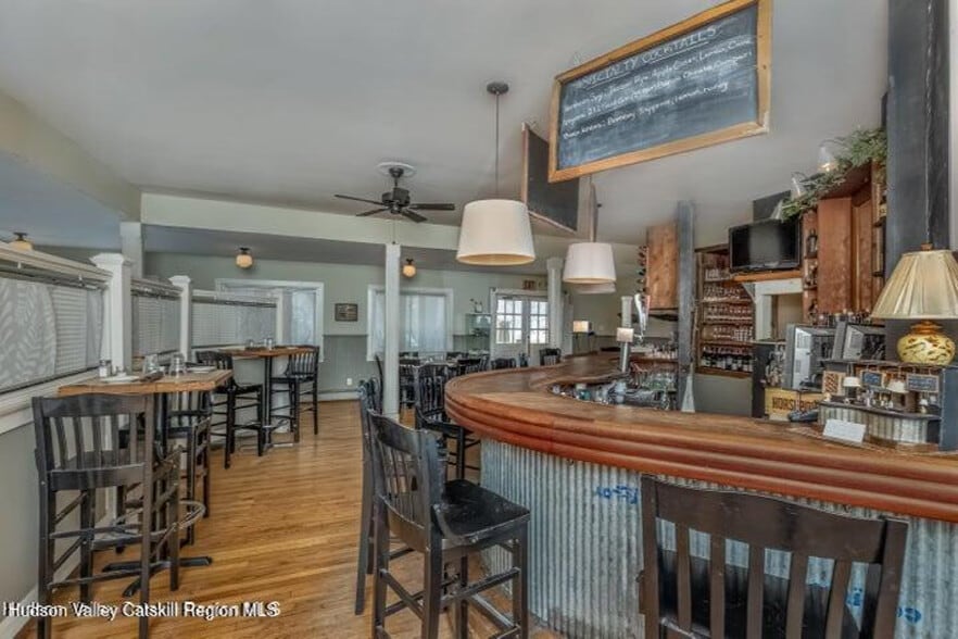 More Photos Of 155 Main St, High Falls Restaurant For Sale