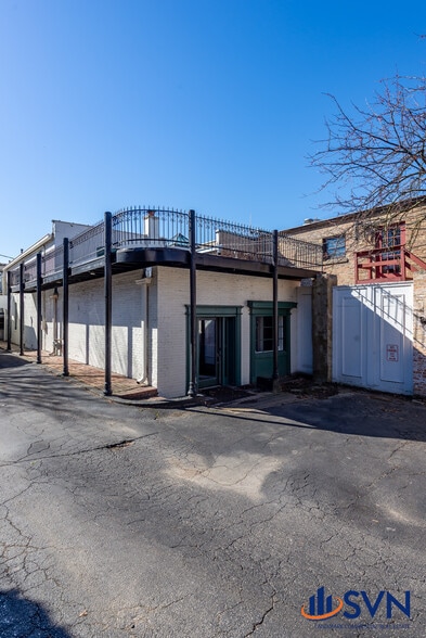 More Photos Of 115 Cedar Ave, St Charles Storefront Retail Office For Sale