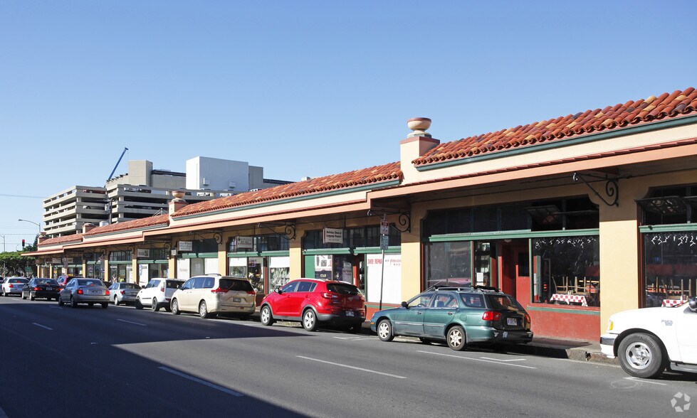 More Photos Of 1104 Pensacola St, Honolulu Storefront For Lease