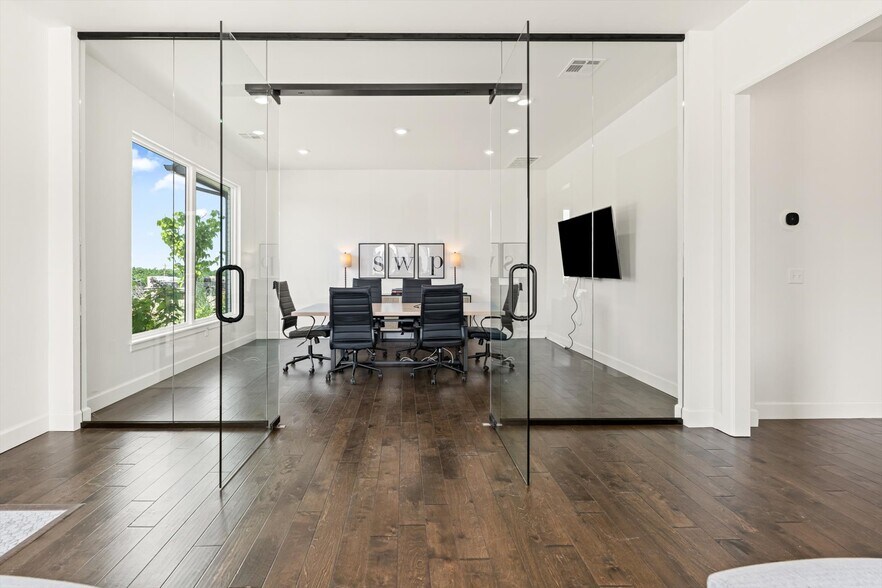 More Photos Of 3165 N Sooner Rd, Edmond Office For Sale