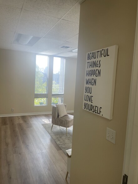 More Photos Of 1101 Dove St, Newport Beach Office For Lease