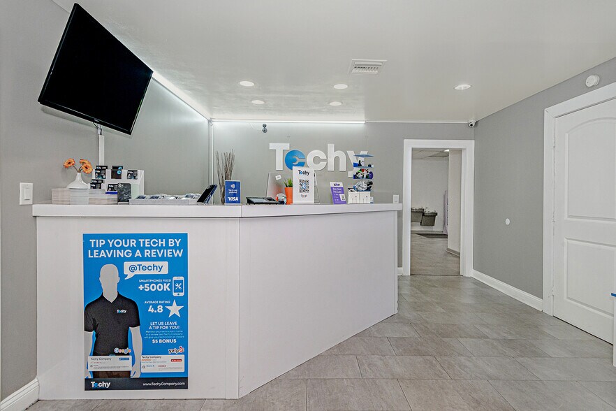 More Photos Of 3000 SW 4th Ave, Fort Lauderdale Warehouse For Lease