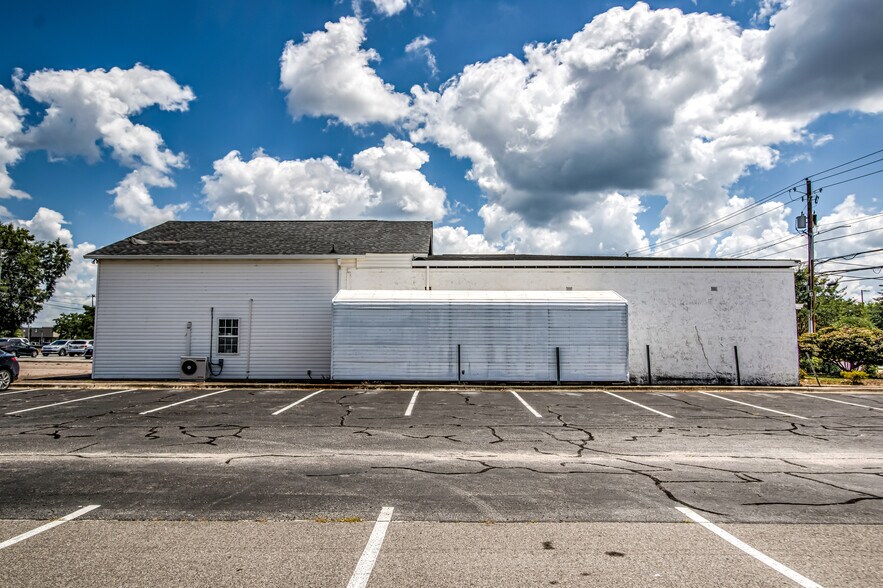 More Photos Of 909 15th St, Augusta Medical For Sale