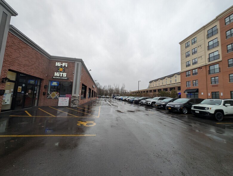 More Photos Of 5221-5223 Main St, Buffalo Freestanding For Lease