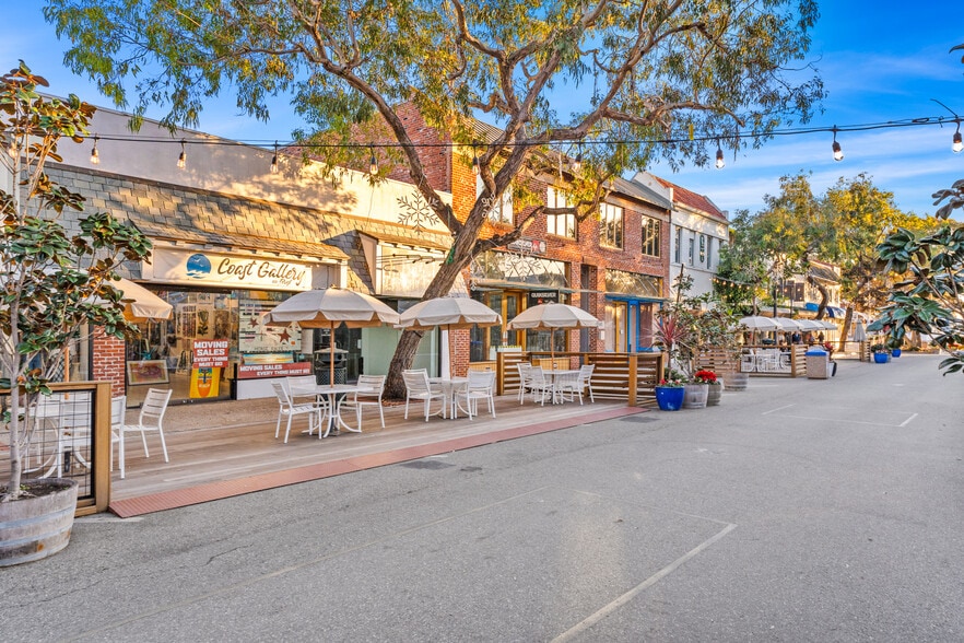More Photos Of 265 Forest Ave, Laguna Beach Storefront For Lease