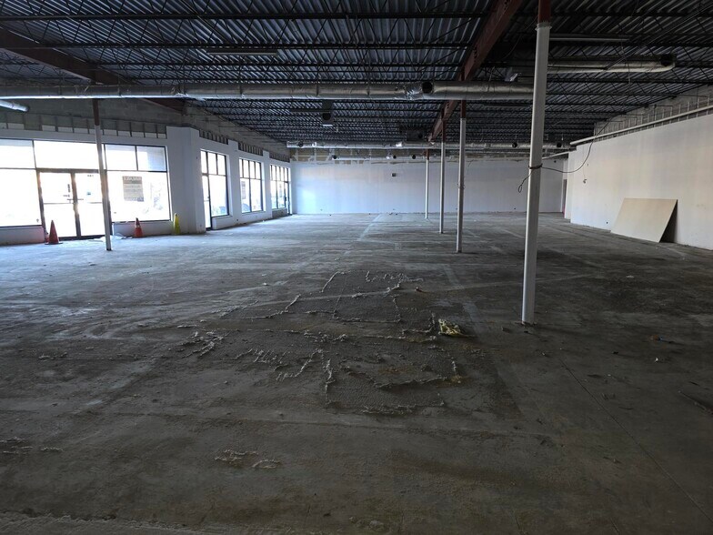 More Photos Of 3351 N Harlem Ave, Chicago Unknown For Lease