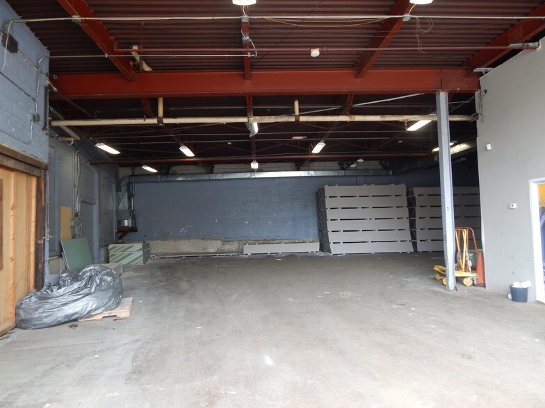 More Photos Of 209 Center St, Bridgeport Warehouse For Sale