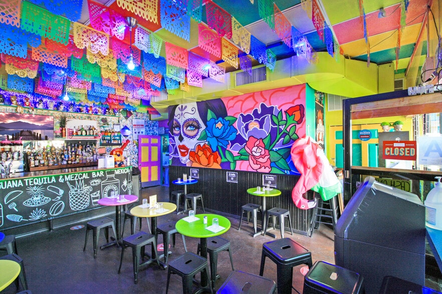 More Photos Of 146 Knickerbocker Ave, Brooklyn Storefront Retail Residential For Lease