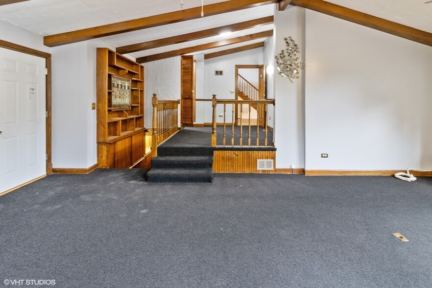 More Photos Of 438 N Hough St, Barrington Office For Sale
