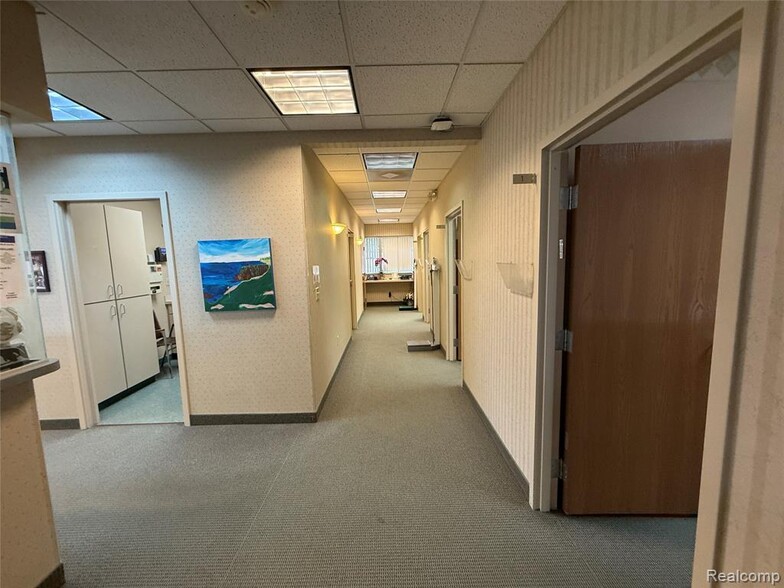 More Photos Of 4007 W Court St, Flint Medical For Sale