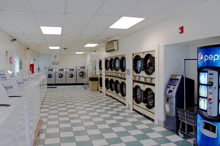 More Photos Of 302 S 6th St, Lebanon Storefront Retail Residential For Sale