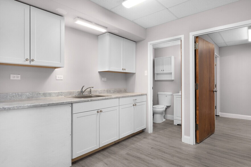 More Photos Of 3970 Norcross Rd, Chattanooga Storefront Retail Office For Lease