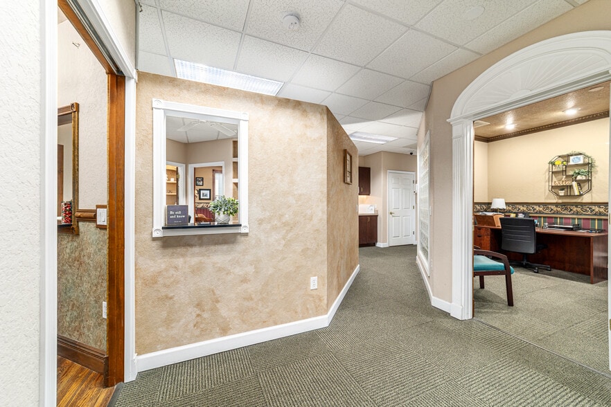 More Photos Of 434 SW 14 St, Ocala Office Residential For Sale