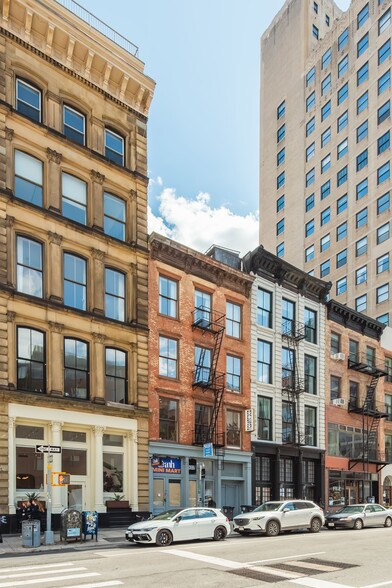 More Photos Of 279 Church St, New York Storefront For Sale