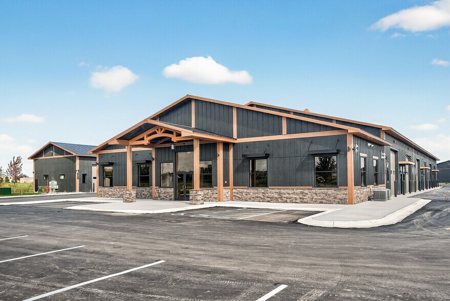 More Photos Of 7040 Kaeding Ln NE, Albertville Industrial For Sale