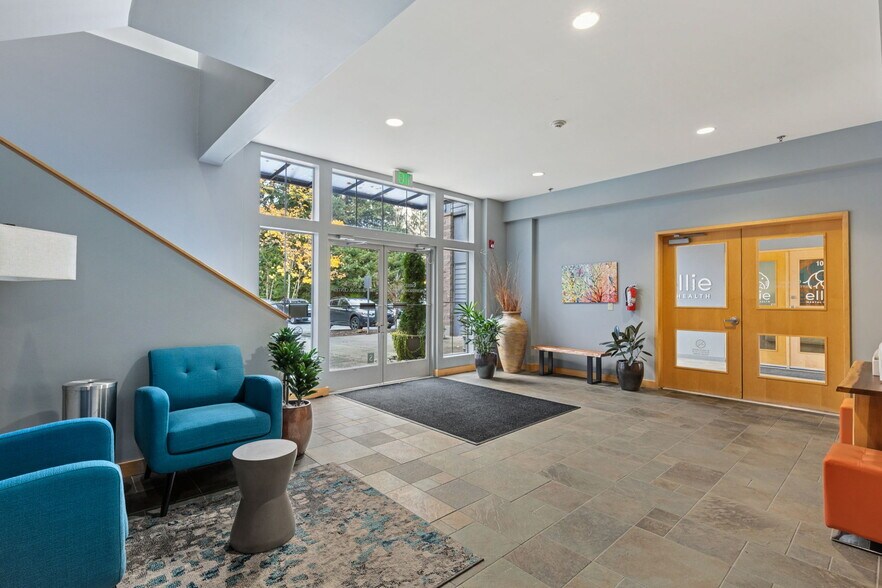 More Photos Of 16504 9th Ave SE, Mill Creek Office For Sale