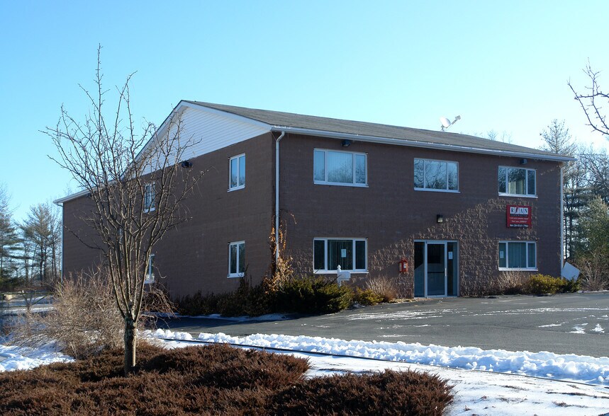 Primary Photo Of 27 Eastman St, Easton Flex For Sale