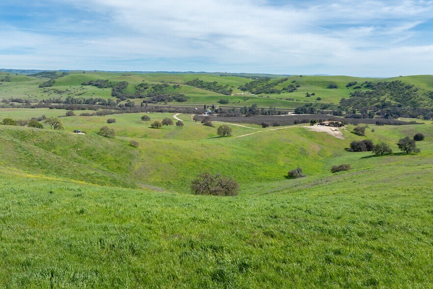 More Photos Of 77620 Lowes Canyon rd, San Miguel Land For Sale