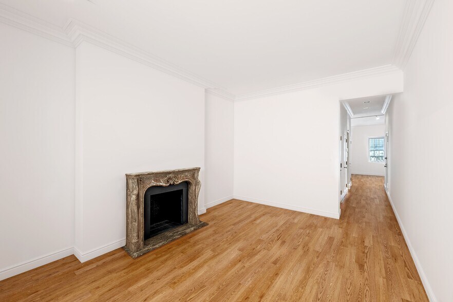 More Photos Of 36 E 73rd St, New York Apartments For Sale