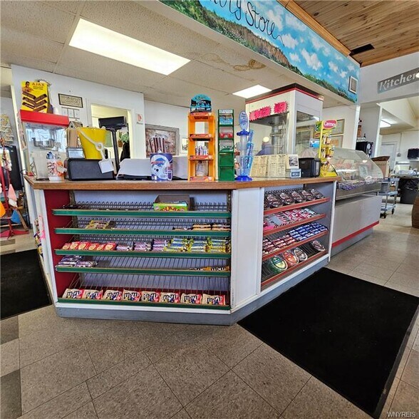 More Photos Of 10204 Roosevelt Hwy, Lyndonville General Retail For Sale